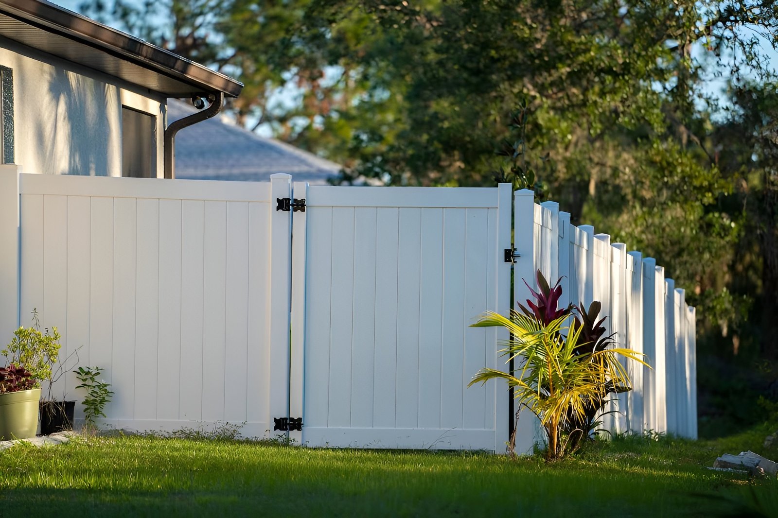 vinyl-fence-installation